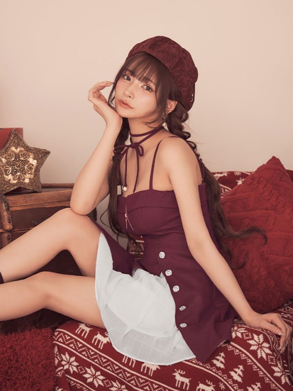 ワインレッドxホワイト　モデル：まみ　身長：160cm　着用サイズ：Sサイズ