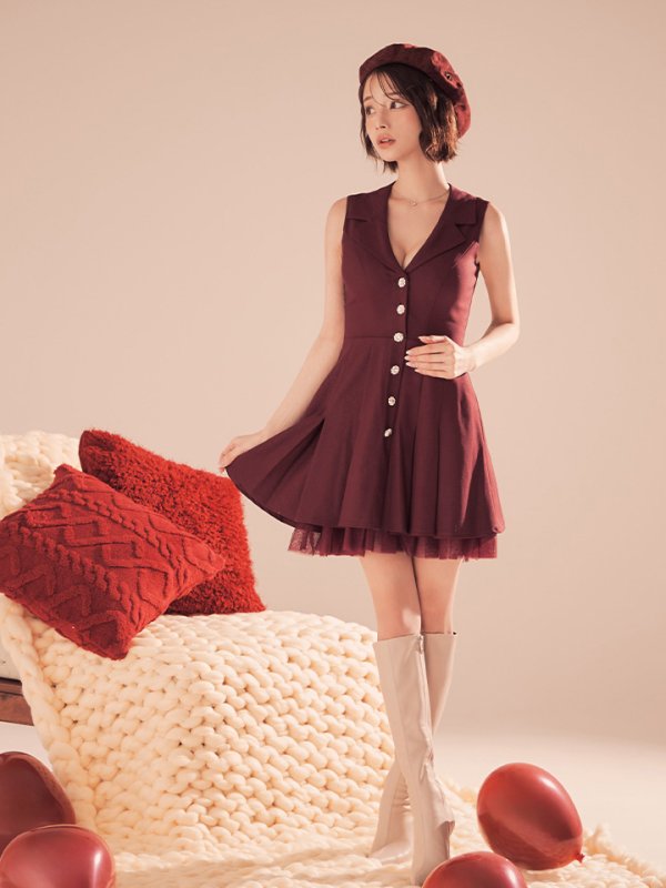 ワインレッド　モデル：りこ　身長：156cm　着用サイズ：Sサイズ