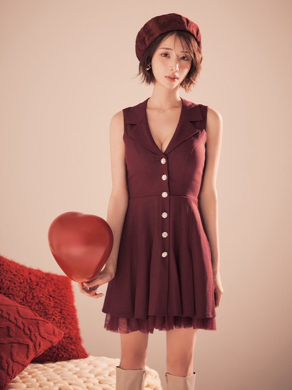 ワインレッド　モデル：りこ　身長：156cm　着用サイズ：Sサイズ