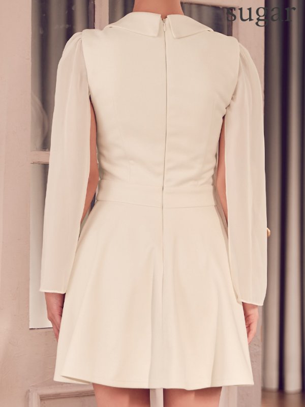 アイボリー モデル：カレン　身長：165cm　着用サイズ：Sサイズ