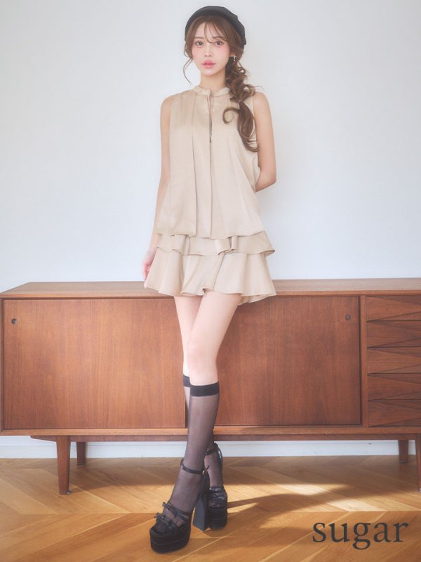 シャンパンゴールド　モデル：るりぴ 身長：165cm 着用サイズ：Sサイズ