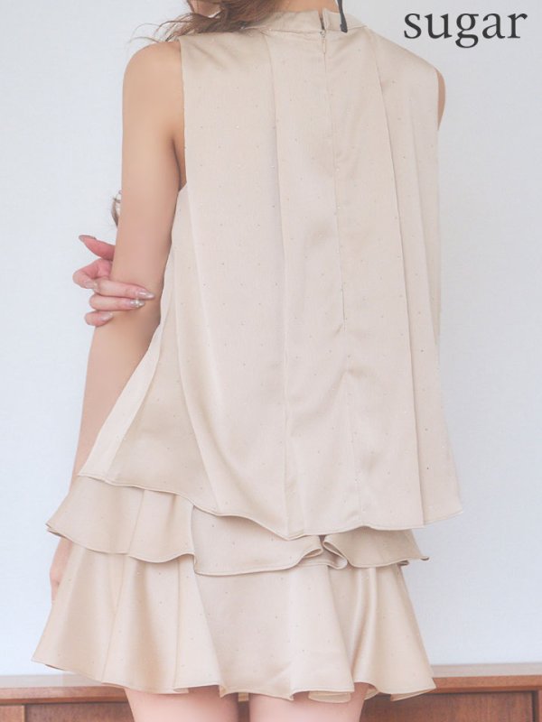 シャンパンゴールド　モデル：るりぴ 身長：165cm 着用サイズ：Sサイズ