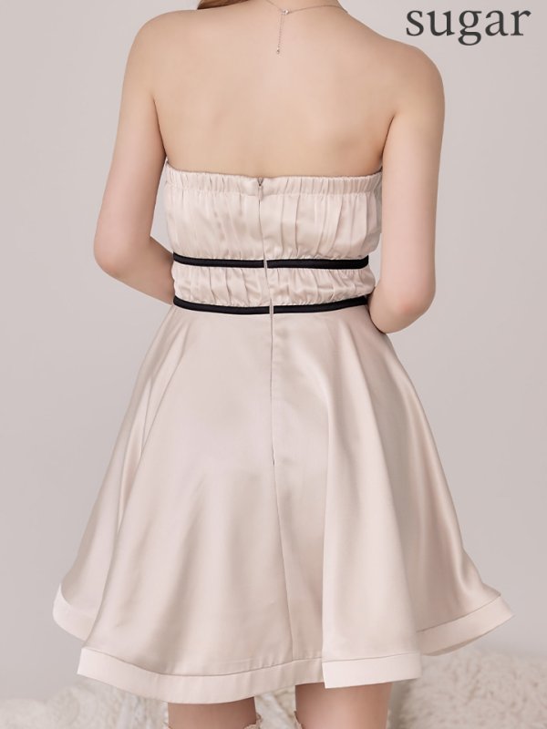 シャンパンゴールド　モデル：ゆめ　身長：160cm　着用サイズ：Sサイズ