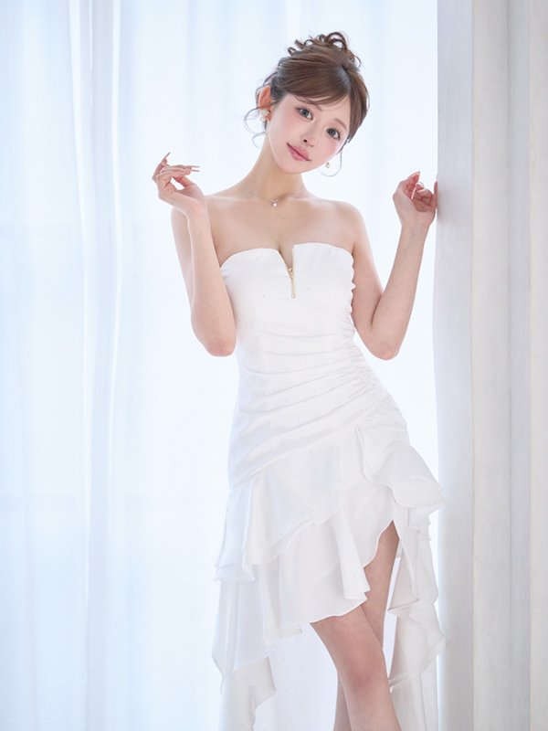 ホワイト　モデル：カルア　身長：156cm　着用サイズ：Sサイズ