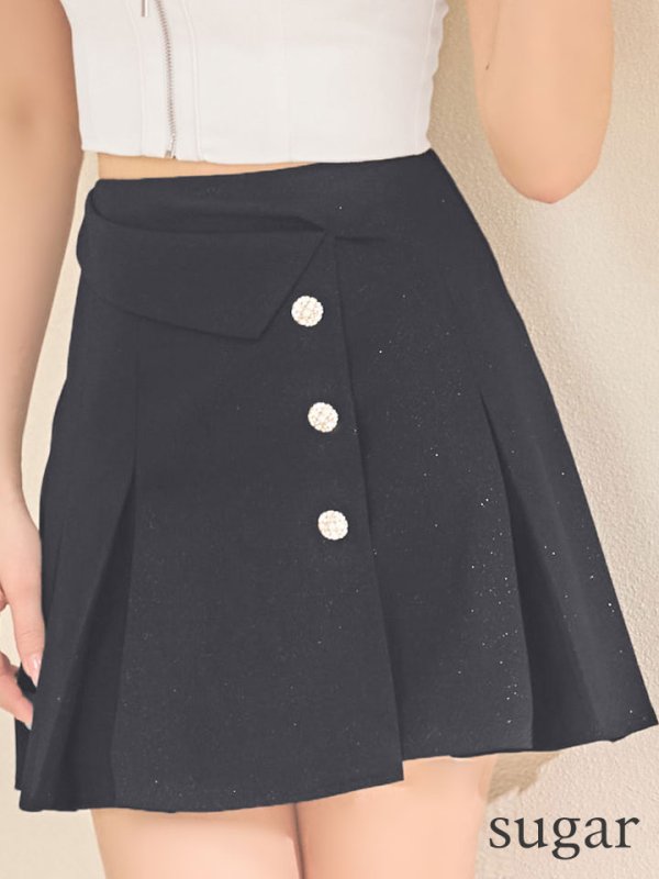 ホワイトxブラック モデル：ふぶき　身長：161cm　着用サイズ：Sサイズ