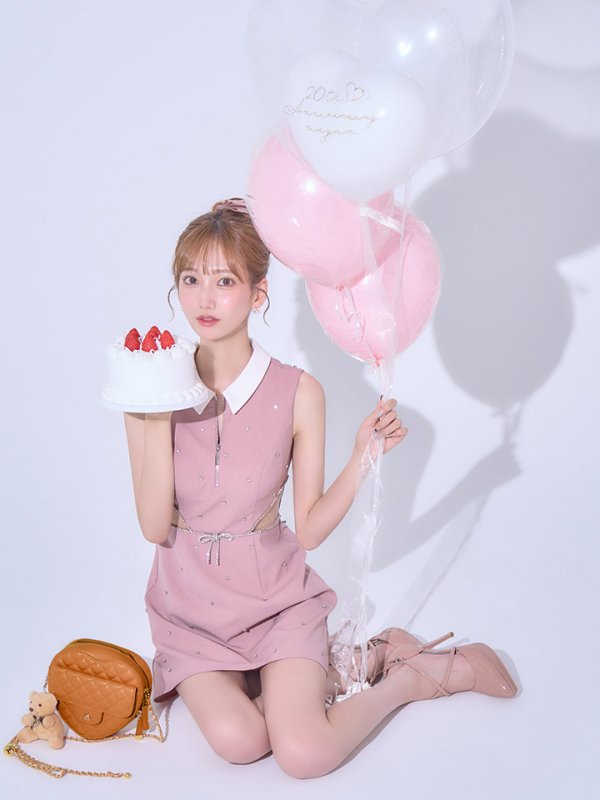 ピンク モデル：あすか　身長：170cm　着用サイズ：Sサイズ