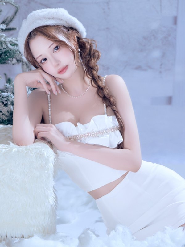 ホワイト　モデル：れみれみ　身長：163cm　着用サイズ：Sサイズ