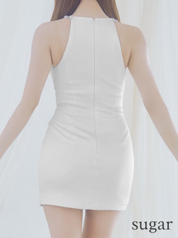 モデル:三上悠亜 身長:159cm 着用サイズ:Sサイズ ホワイト