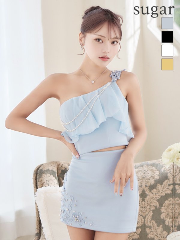 モデル：如月れい　身長：156cm　着用サイズ：Sサイズ サックス