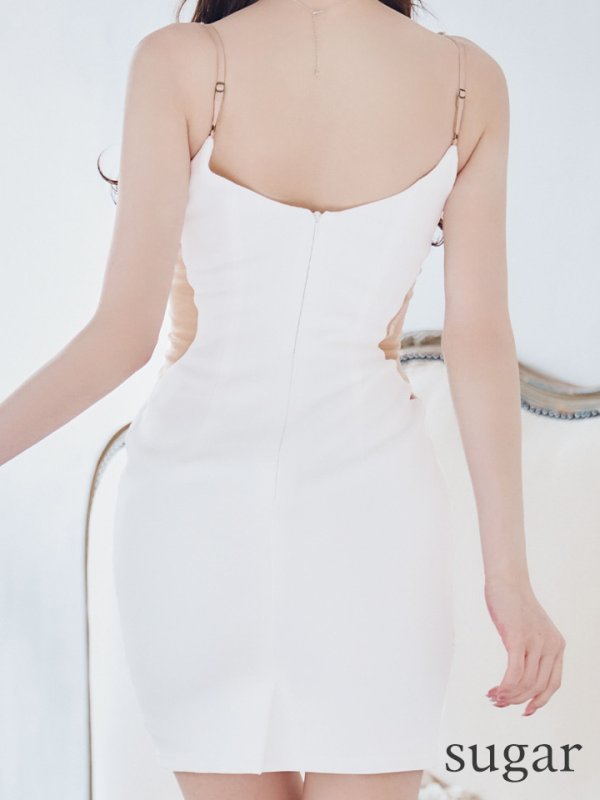 ホワイト モデル:ゆめ 身長:160cm 着用サイズ:Sサイズ