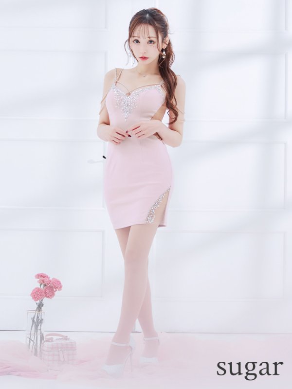 ピンク モデル:真優川咲 身長:158cm:Sサイズ