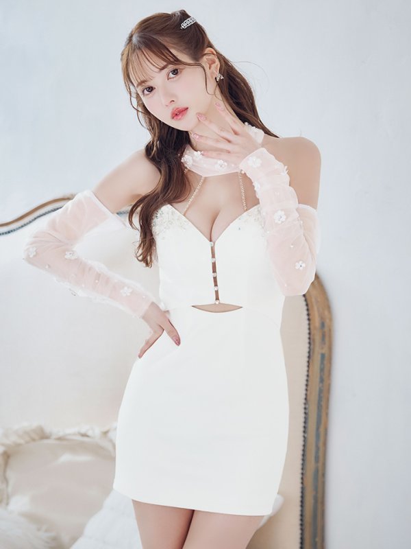 ホワイト モデル:ゆめ 身長:160cm 着用サイズ:Sサイズ