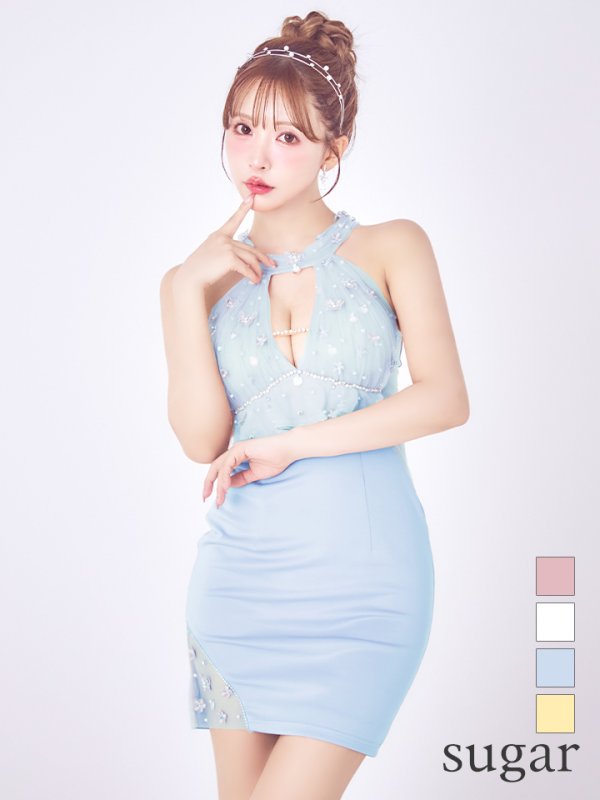サックス モデル：三上悠亜　身長：159cm　着用サイズ：Sサイズ