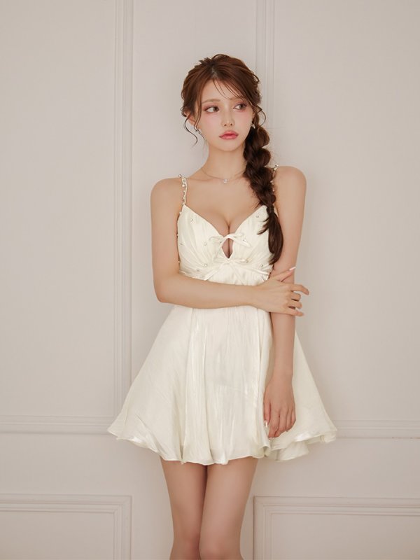 アイボリー　モデル：ももか　身長：156cm　着用サイズ：Sサイズ