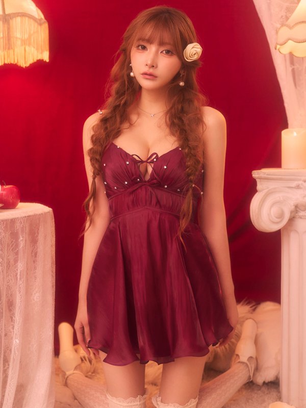 ワインレッド　モデル：まみ　身長：161cm　着用サイズ：Sサイズ