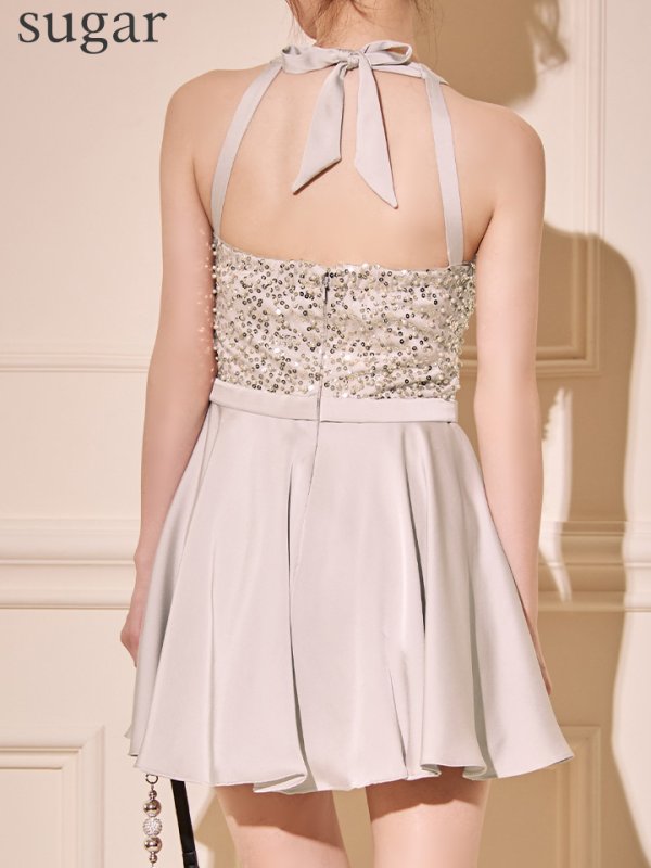 ベージュ モデル：ゆめ　身長160cm　着用サイズ：Sサイズ