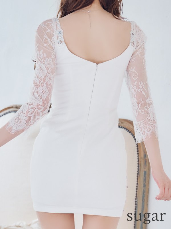 ホワイト  モデル:ゆめ 身長:160cm 着用サイズ:Sサイズ