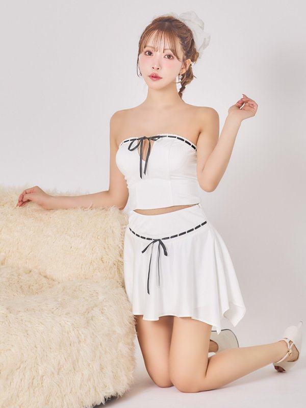 ホワイト モデル：三上悠亜　身長：159cm　着用サイズ：Sサイズ