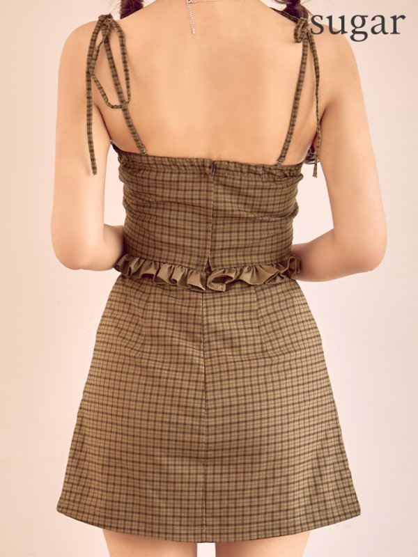 ブラウン モデル：三上悠亜　身長：159cm　着用サイズ：Sサイズ