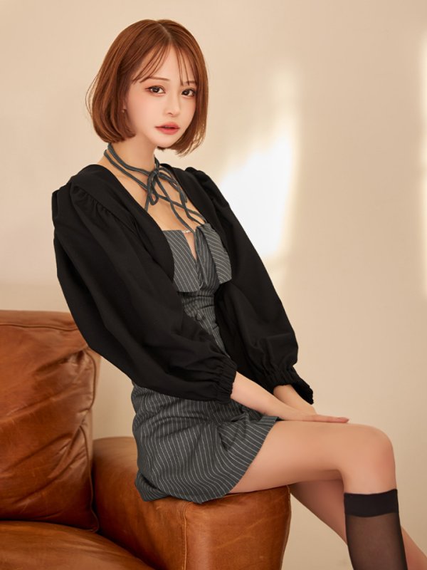ブラック　モデル：れみれみ　身長：163cm　着用サイズ：Fサイズ