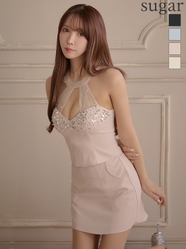 ピンク モデル：三上悠亜　身長159cm　着用サイズ：Sサイズ