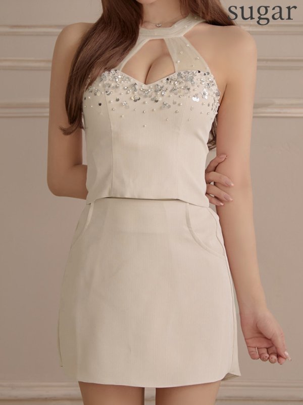 アイボリー モデル：三上悠亜　身長159cm　着用サイズ：Sサイズ