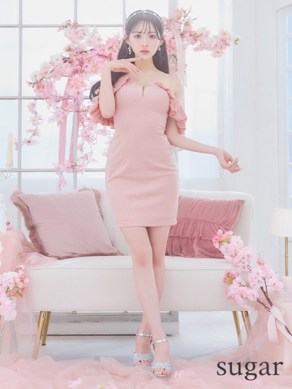 ピンク モデル:カルア 身長:156cm 着用サイズ:Sサイズ