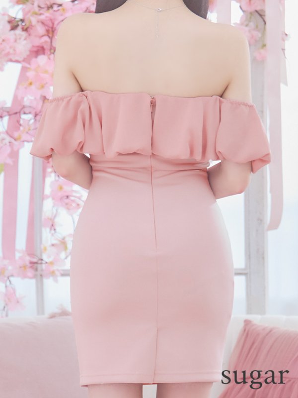 ピンク モデル:カルア 身長:156cm 着用サイズ:Sサイズ