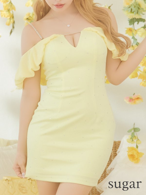 イエロー:モデル:三上悠亜 身長:159cm 着用サイズ:Sサイズ