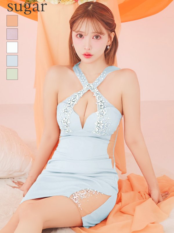 サックス モデル：三上悠亜　身長：159cm　着用サイズ：Sサイズ