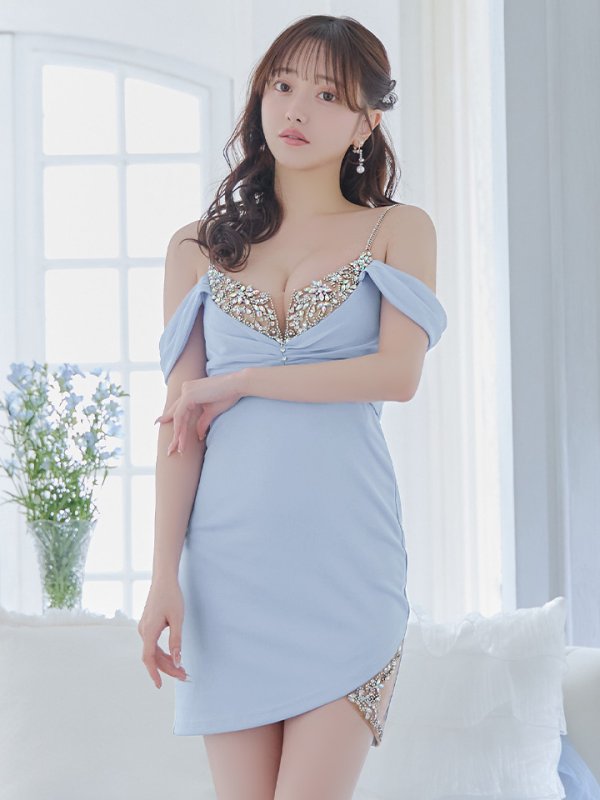 アイルブルー モデル:羽澄まり 身長:158cm:Sサイズ