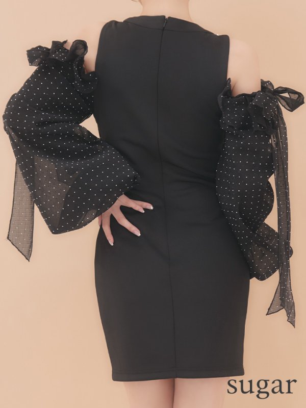 ブラック モデル:ももか 身長:156cm 着用サイズ:Sサイズ