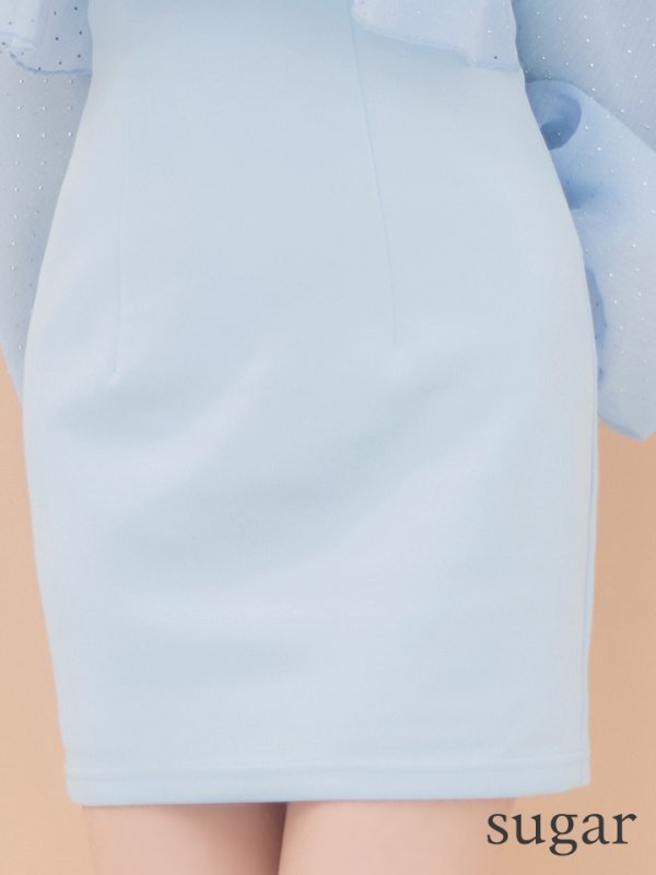 サックス モデル:ももか 身長:156cm 着用サイズ:Sサイズ