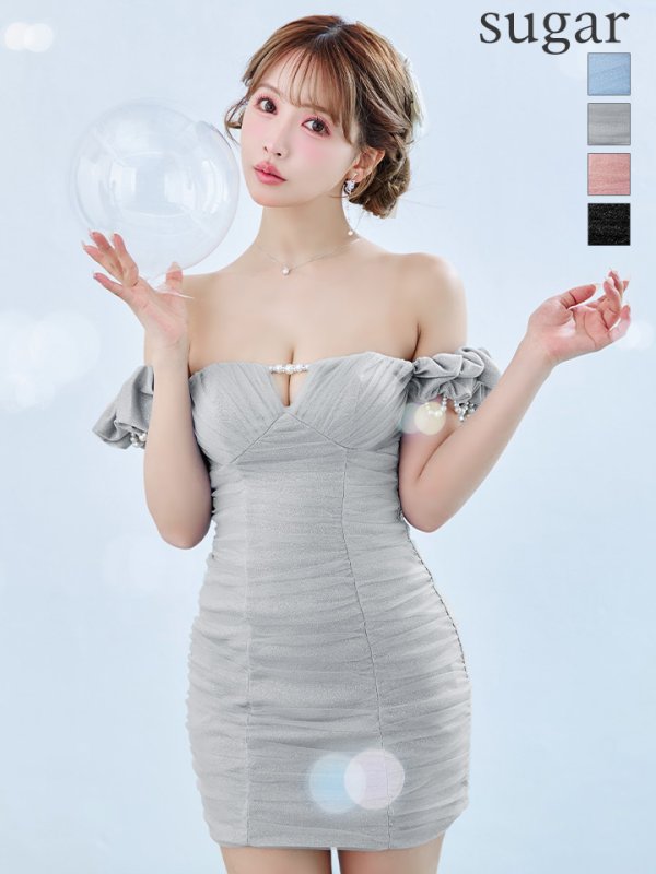グレー モデル：三上悠亜　身長：159cm　着用サイズ：Sサイズ