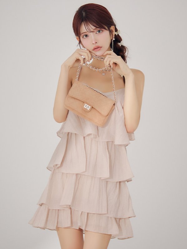 ベージュ　モデル：まりん　身長：164cm　着用サイズ：Sサイズ