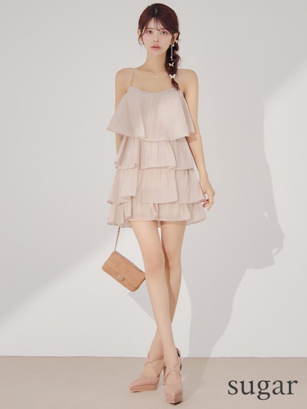 ベージュ　モデル：まりん　身長：164cm　着用サイズ：Sサイズ