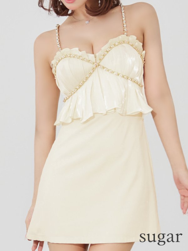 アイボリー モデル：三上悠亜　身長：159cm　着用サイズ：Sサイズ