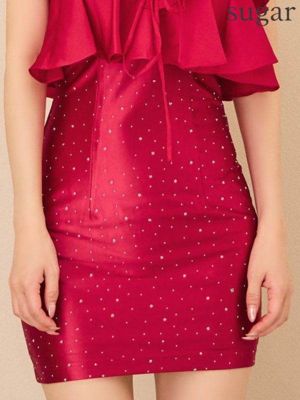 レッド モデル:ゆめ 身長:160cm 着用サイズ:Sサイズ