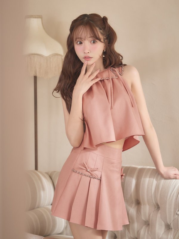 ピンク  モデル：三上悠亜　身長：159cm　着用サイズ：Sサイズ
