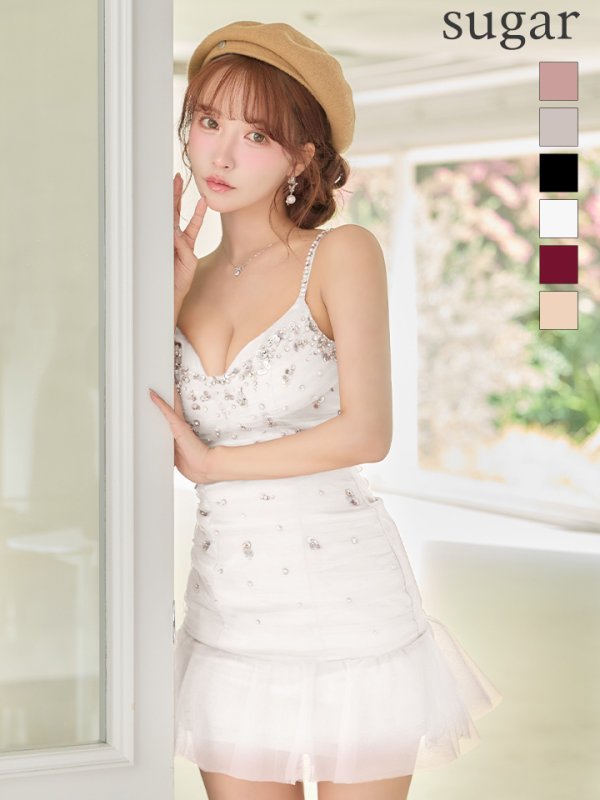 ホワイト　モデル：三上悠亜　身長：159cm　着用サイズ：Sサイズ