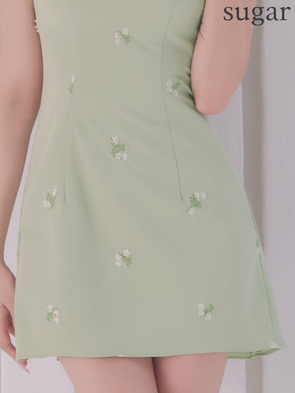 ミントグリーン　モデル：かるあ　身長：156cm　着用サイズ：Sサイズ