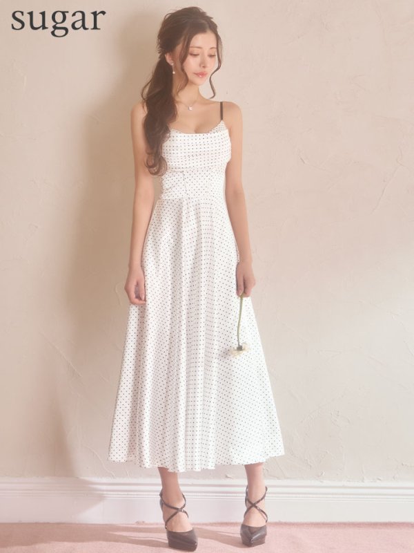 ホワイト　モデル：せら　着用サイズ：Sサイズ