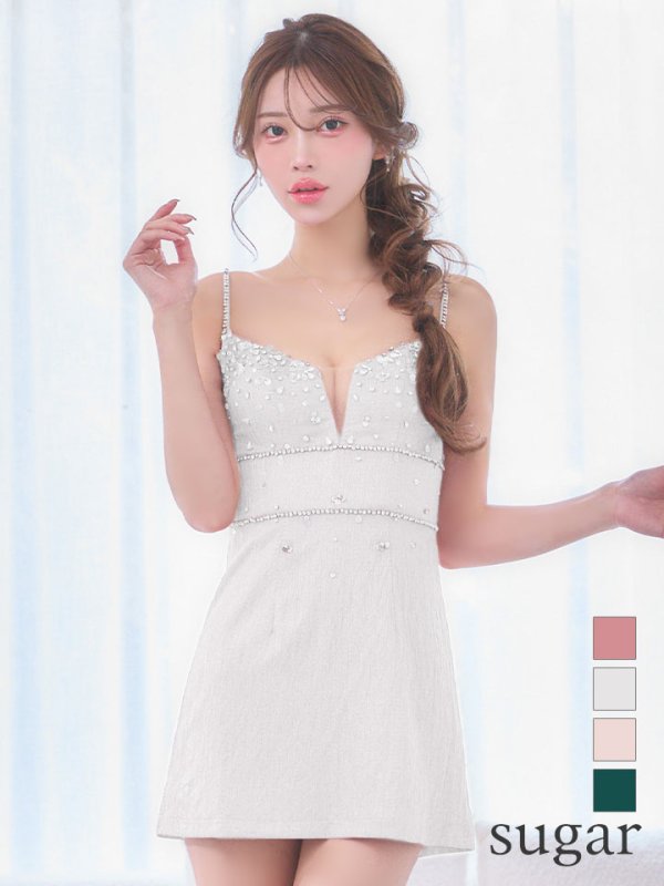 ホワイト　モデル：るりぴ　身長：165cm　着用サイズ：Sサイズ