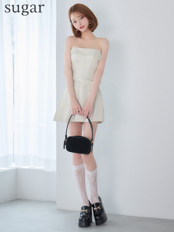 グレージュ　モデル：れみれみ　身長：163cm　着用サイズ：Sサイズ