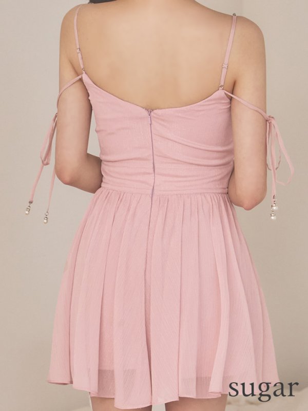 ピンク　モデル：カルア　身長：156cm　着用サイズ：Sサイズ