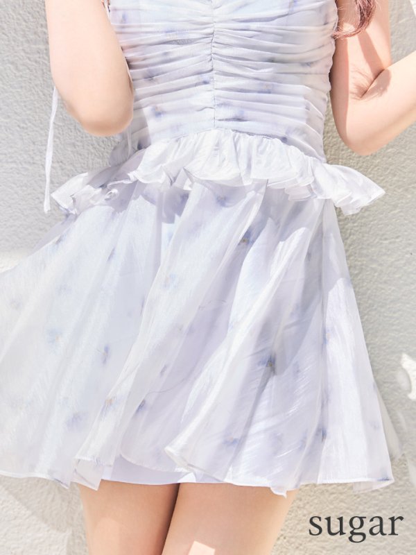 サックス　モデル：三上悠亜　身長：159cm　着用サイズ：Sサイズ