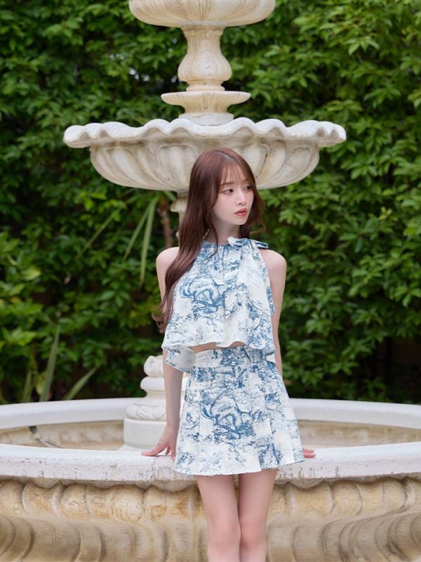 ブルー　モデル：天海りこ　身長：156cm　着用サイズ：Sサイズ
