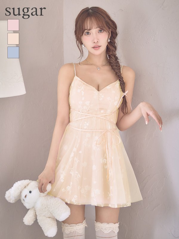 アイボリー　モデル：三上悠亜　身長：159cm　着用サイズ：Sサイズ