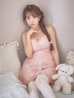 ピンク　モデル：三上悠亜　身長：159cm　着用サイズ：Sサイズ