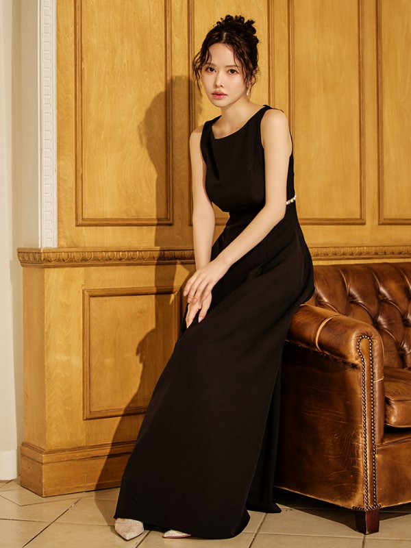 ブラック モデル：ゆめ　身長：160cm　着用サイズ：Sサイズ